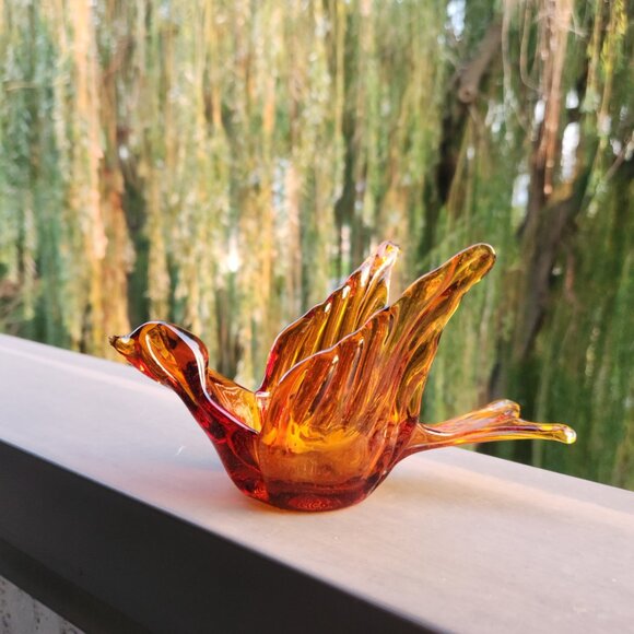 Amber Glass Bird in Flight Votive Holder 8 in wide 4 in high Tea Light Holder - Picture 2 of 9